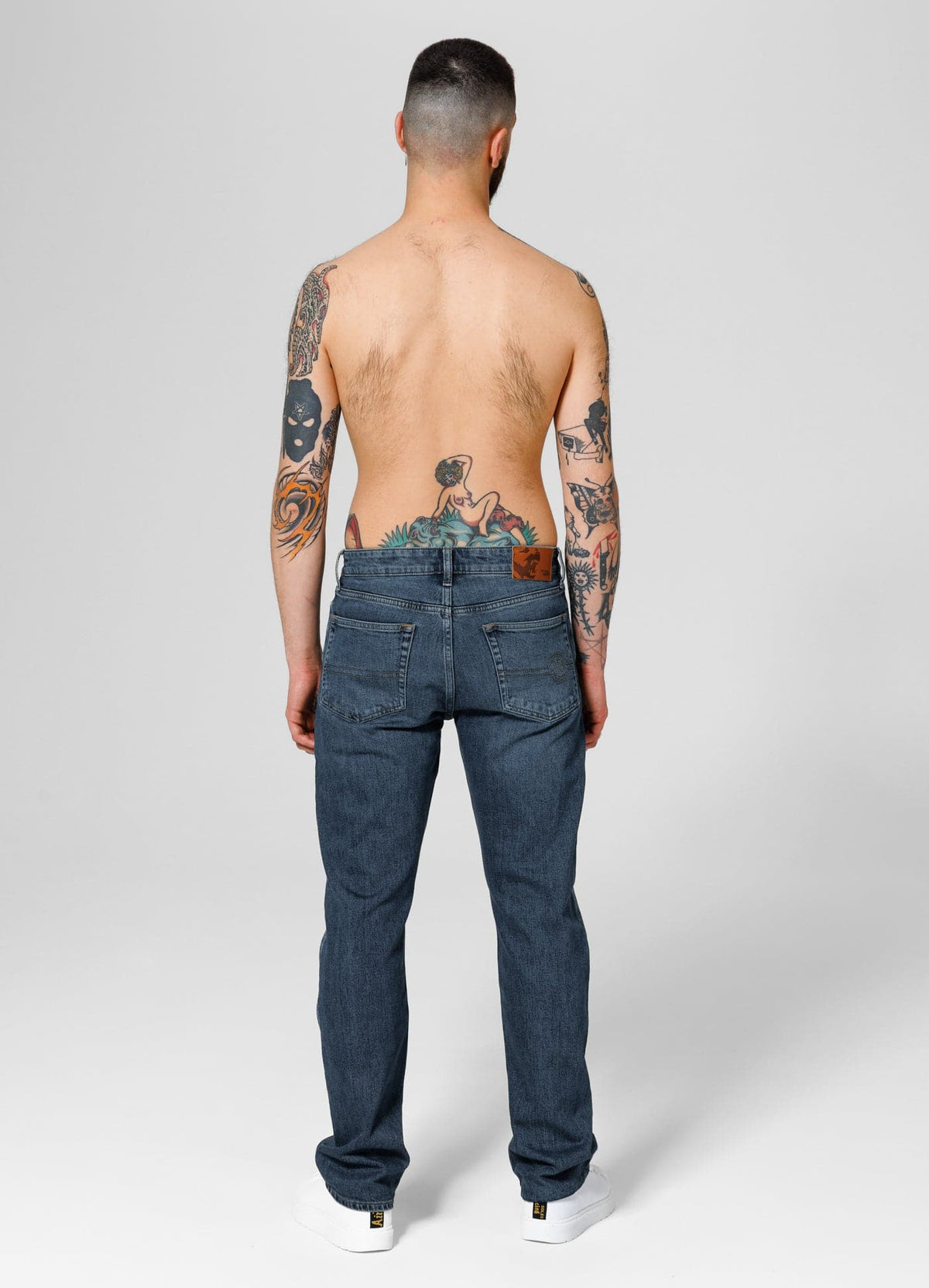 HIGHLANDER Long Medium Wash Jeans - Pitbullstore.eu